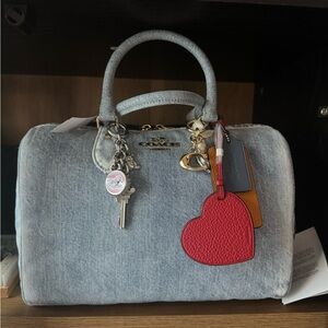 COACH LARGE LOVED DENIM ROWAN